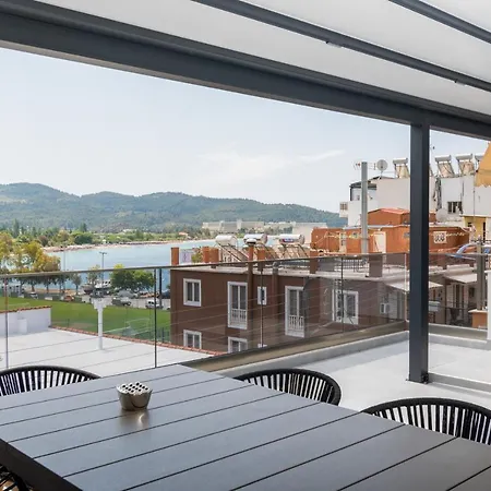 Sithoniars Luxury 2nd Floor Roofgarden With Unique Seaview